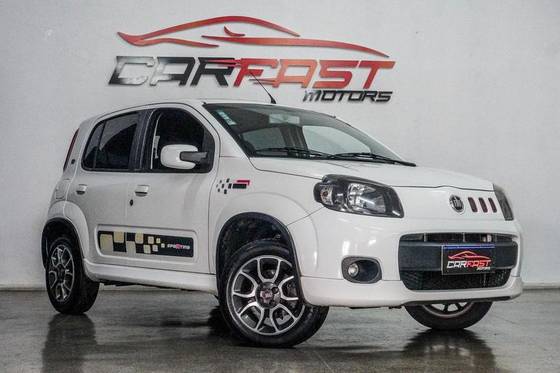 FIAT UNO 1.4 ATTRACTIVE 8V FLEX 2P MANUAL FIAT UNO 1.4 ATTRACTIVE 8V FLEX 2P MANUAL